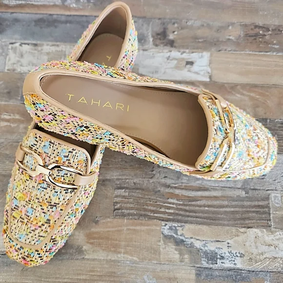 New Tahari Multi Colored Tweed Loafers With Gold Hardware Size 8.5 - Picture 2 of 8
